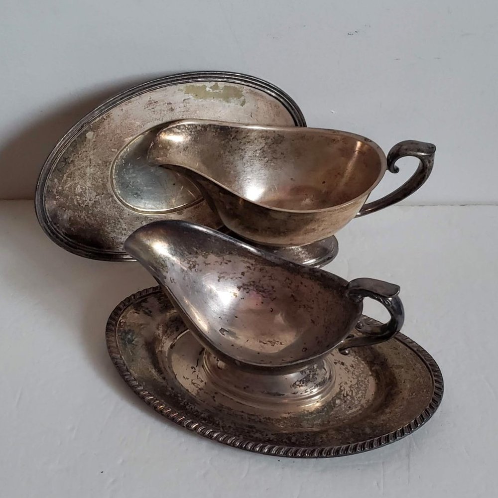 Lot of 2 Vintage SILVER PLATED Gravy Sauce Boat and Tray time patina Silverplate - Picture 4 of 14